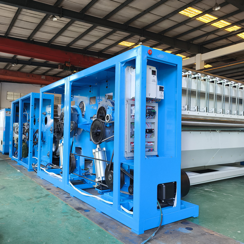 輥槽結(jié)合型熨平機